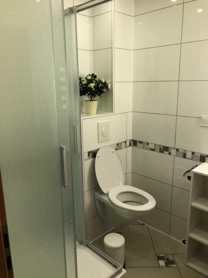Room 4 You Düsseldorf Exterior foto